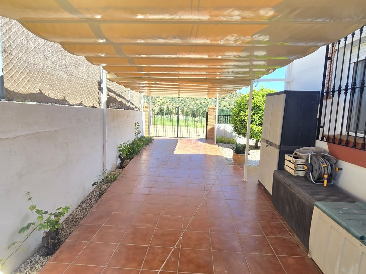 3 bedroom Villa for sale in Venta Baja with pool garage - € 330,000 (Ref: 9805578)
