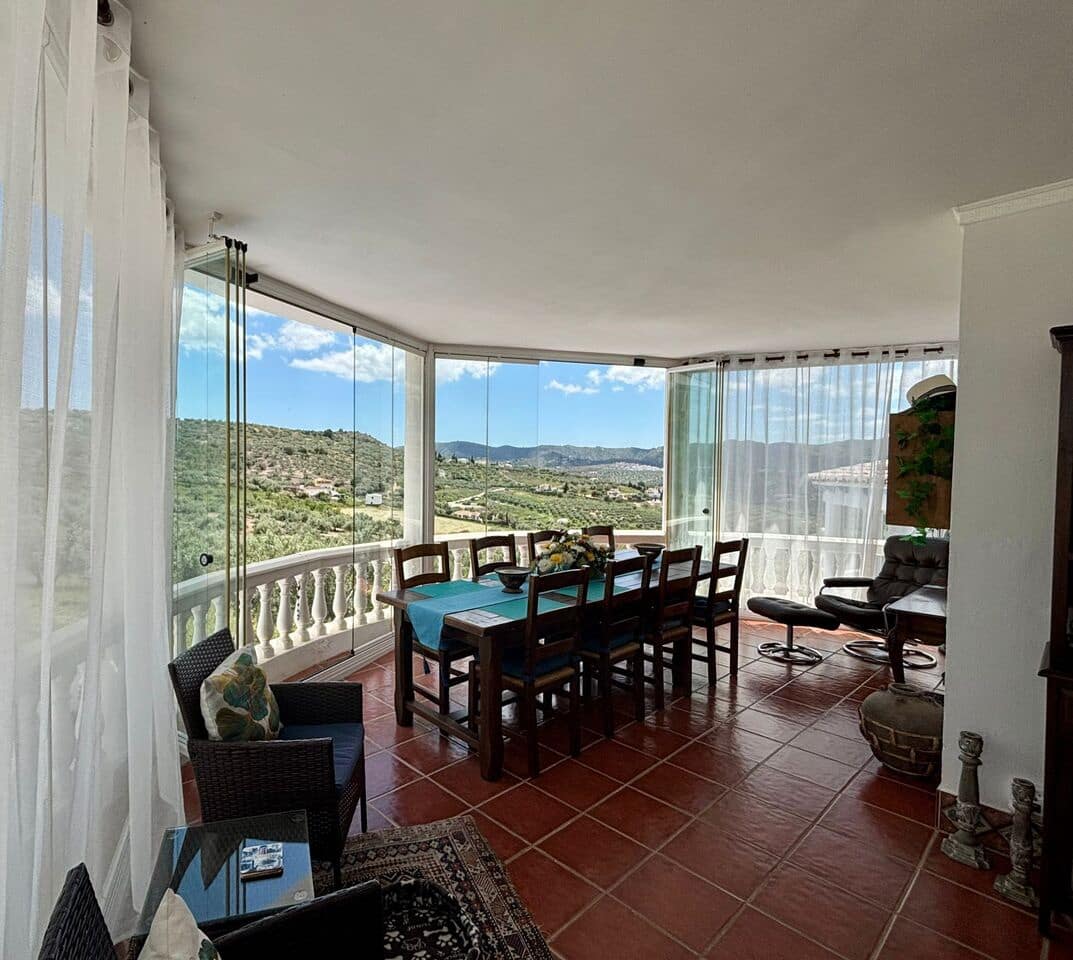 4 bedroom Villa for sale in Puente de Don Manuel with pool garage - € 330,000 (Ref: 9810408)