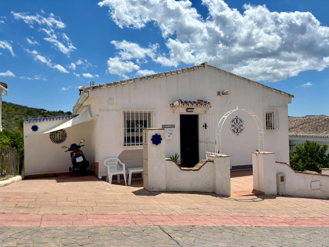 4 bedroom Villa for sale in Puente de Don Manuel with pool garage - € 330,000 (Ref: 9810408)