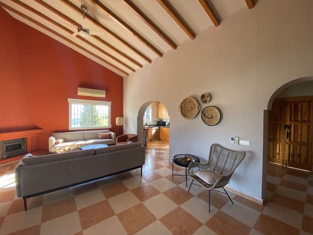 4 soveværelse Villa til salg i Los Romanes, Viñuela med swimmingpool garage - € 675.000 (Ref: 9815032)