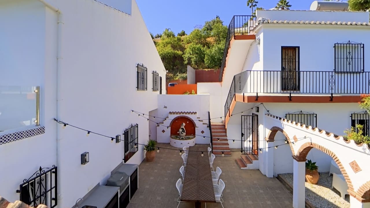 4 soveværelse Villa til salg i Los Romanes med swimmingpool garage - € 675.000 (Ref: 9815032)