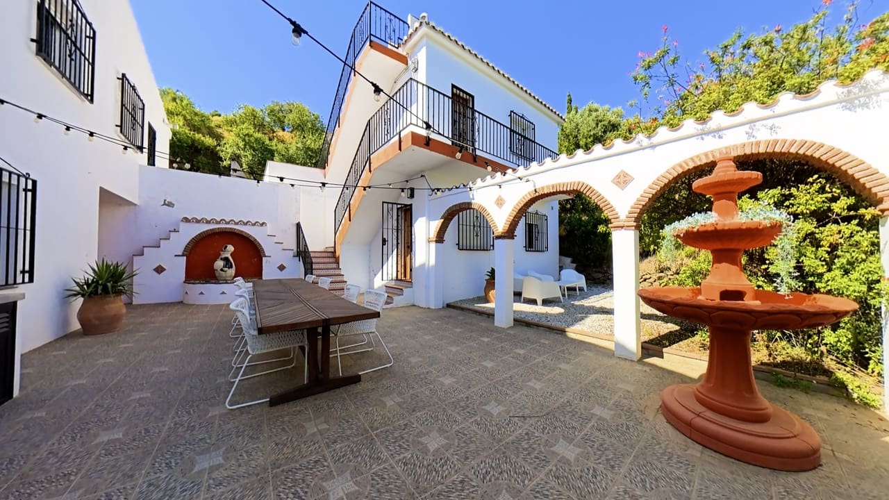 4 soveværelse Villa til salg i Los Romanes med swimmingpool garage - € 675.000 (Ref: 9815032)
