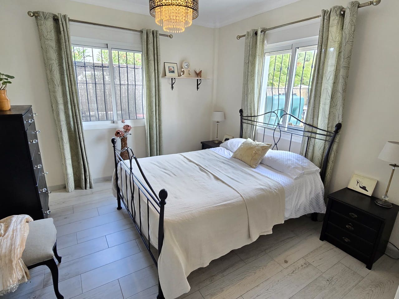 5 bedroom Villa for sale in Puente de Don Manuel with pool garage - € 625,000 (Ref: 9834812)