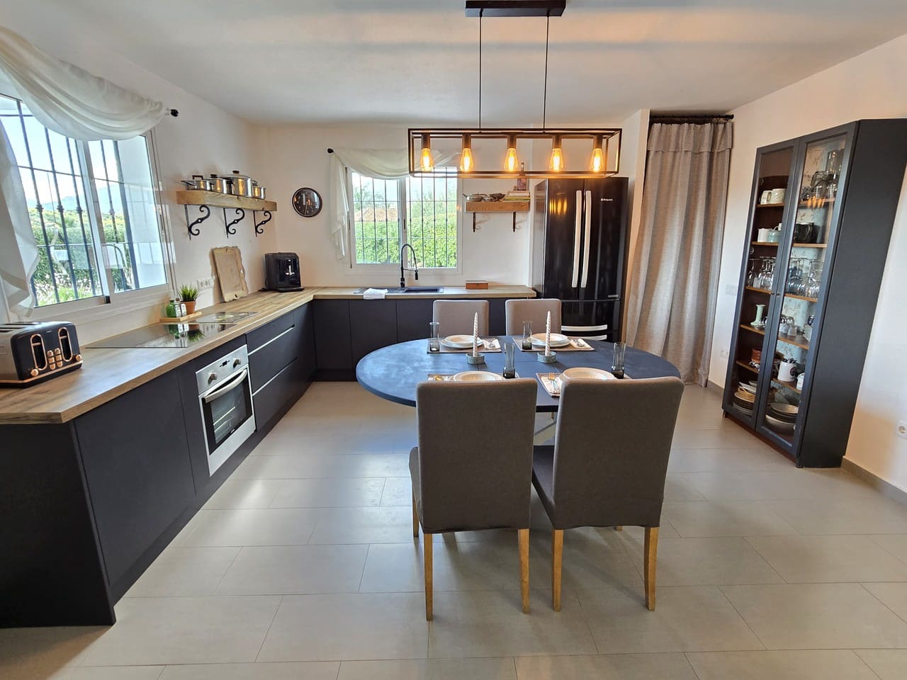5 bedroom Villa for sale in Puente de Don Manuel with pool garage - € 625,000 (Ref: 9834812)