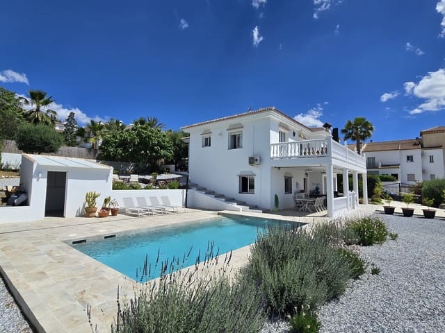 5 sypialnia Willa na sprzedaż w Puente de Don Manuel, Alcaucín z basenem garażem - 625 000 € (Ref: 9834812)