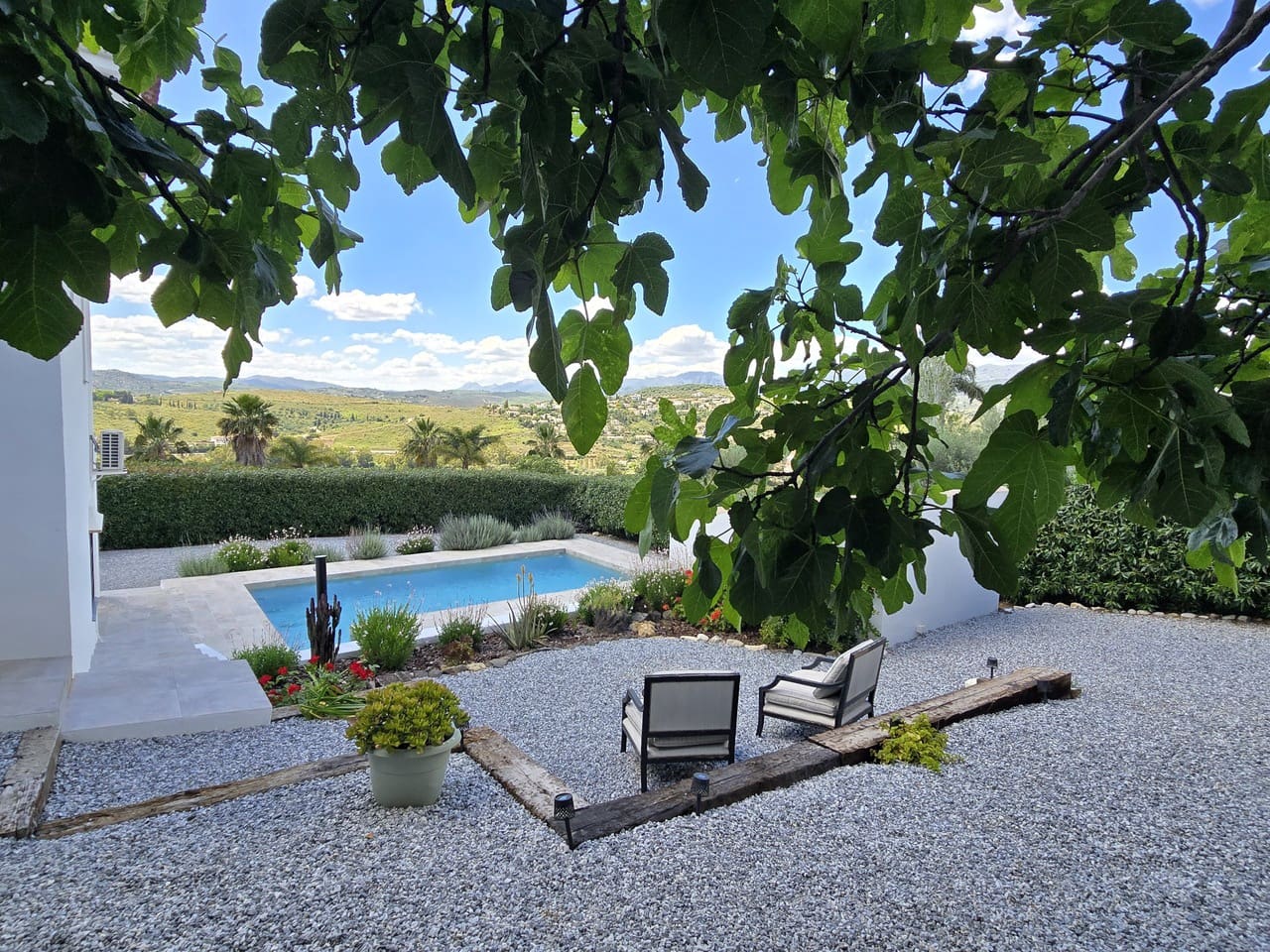 5 bedroom Villa for sale in Puente de Don Manuel with pool garage - € 625,000 (Ref: 9834812)