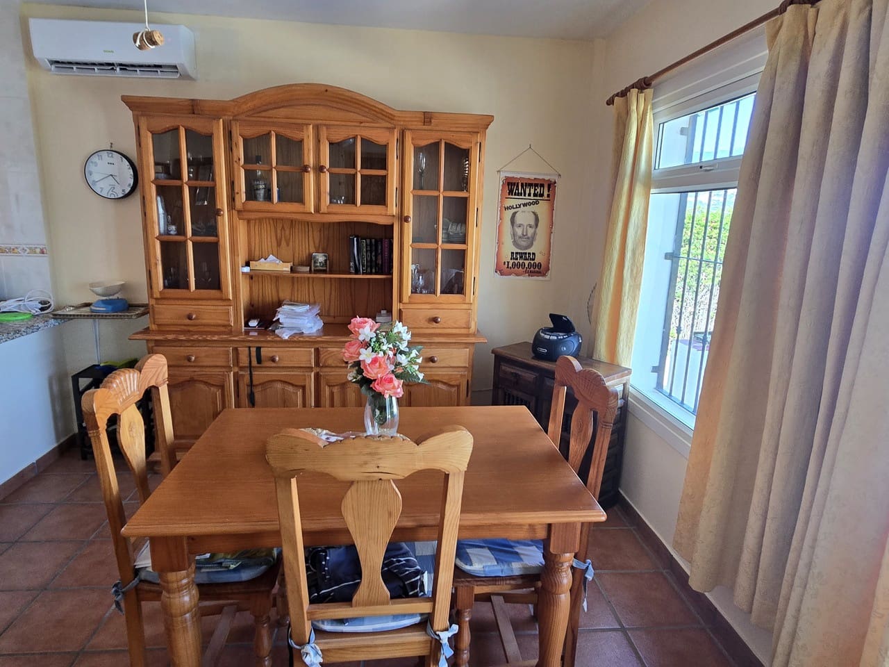 2 soveværelse Villa til salg i Vinuela med swimmingpool garage - € 249.950 (Ref: 9882609)