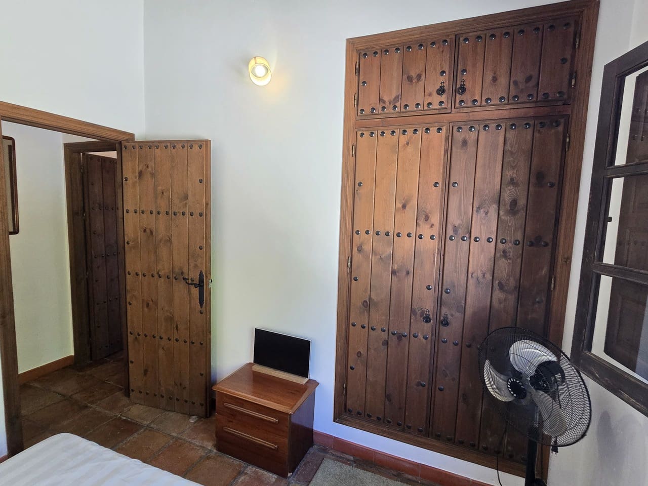 3 Zimmer Villa zu verkaufen in Alcaucin mit Pool Garage - 458.000 € (Ref: 9890963)