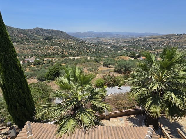 6 chambre Villa/Maison à vendre à Alcaucín avec piscine garage - 695 000 € (Ref: 9891228)