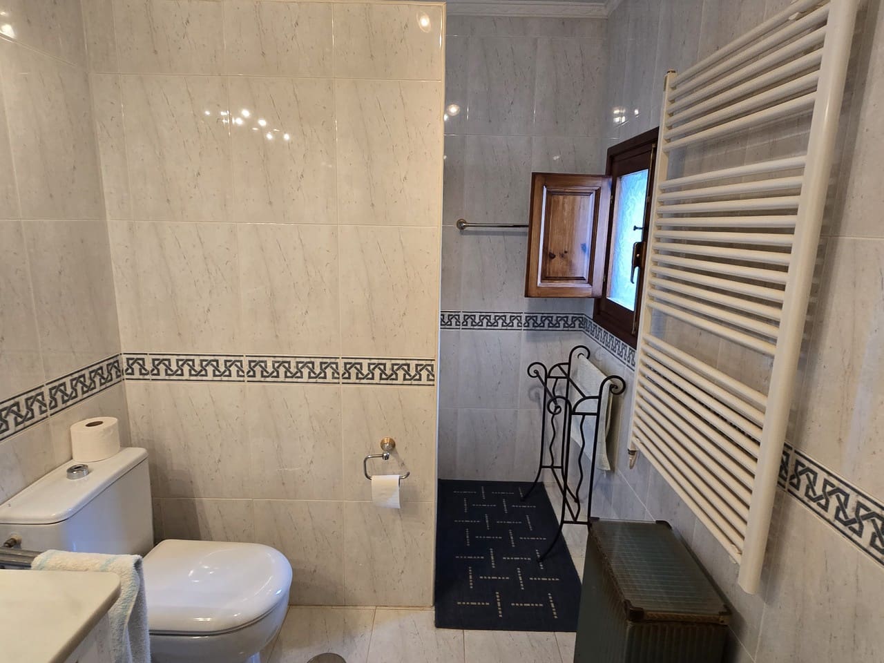 3 Zimmer Villa zu verkaufen in Periana mit Pool Garage - 375.000 € (Ref: 9902103)