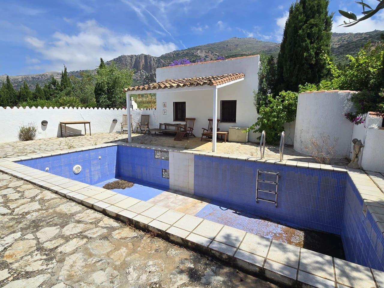 3 Zimmer Villa zu verkaufen in Periana mit Pool Garage - 375.000 € (Ref: 9902103)