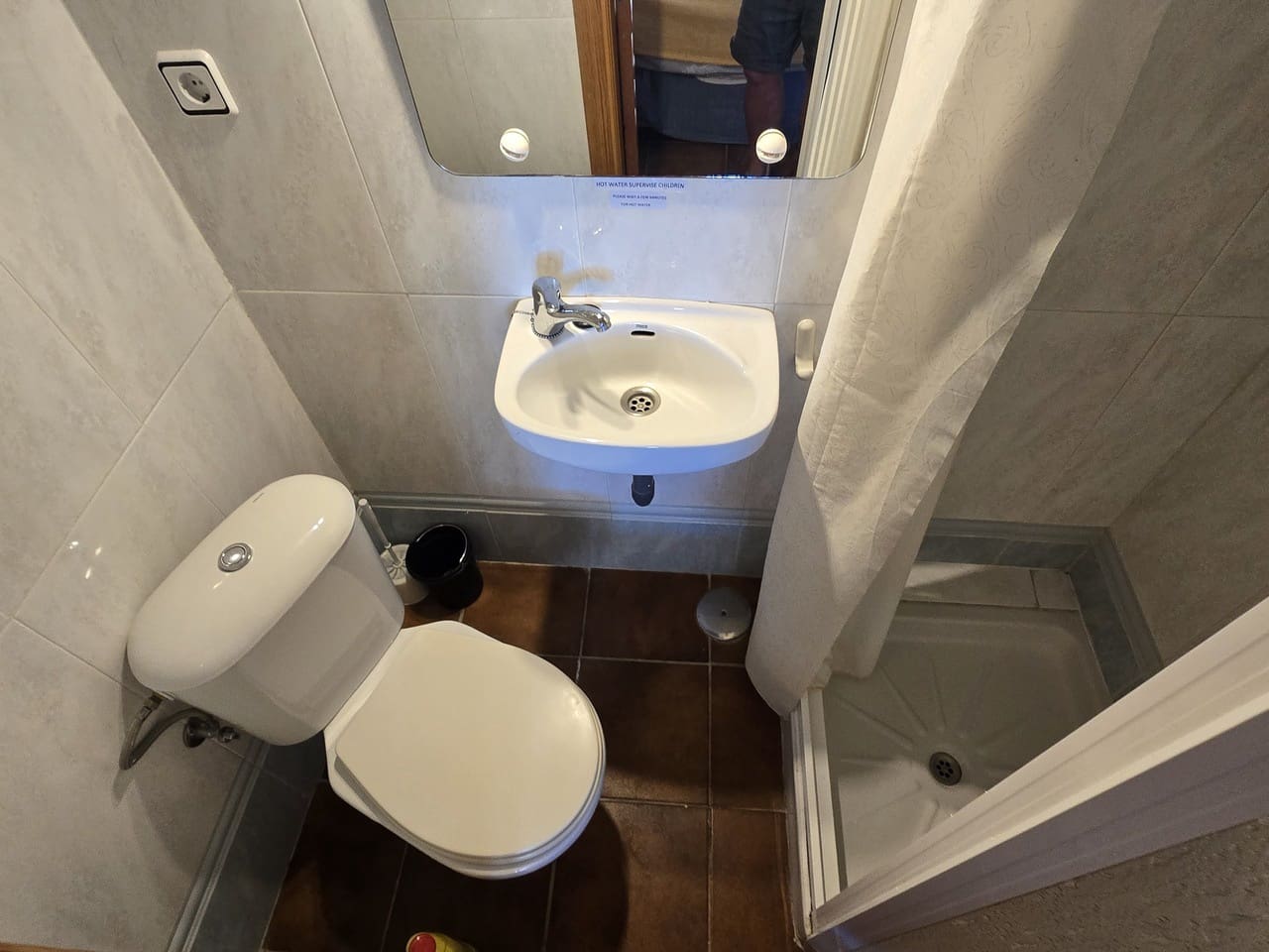 4 Zimmer Villa zu verkaufen in Alcaucin mit Pool Garage - 425.000 € (Ref: 9905182)