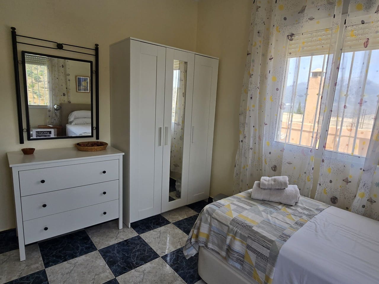 Chalet de 6 habitaciones en Los Romanes en venta con piscina garaje - 385.000 € (Ref: 9924862)
