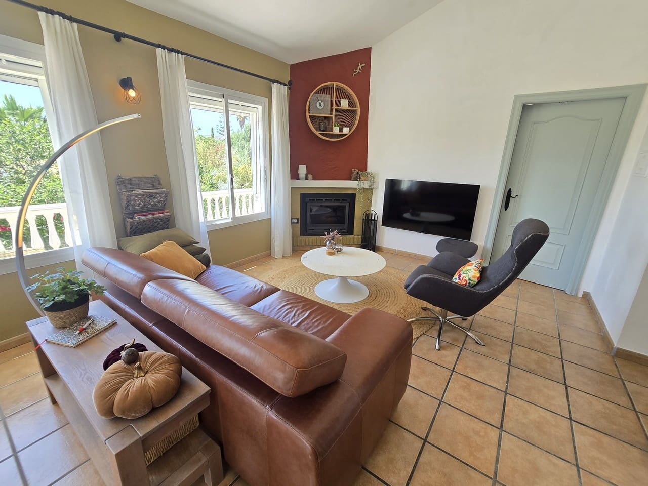 3 soverom Villa til salgs i Vinuela med svømmebasseng garasje - € 339 000 (Ref: 9925148)