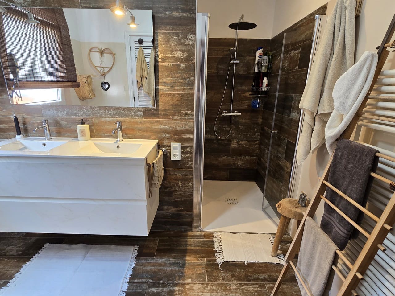 4 quarto Moradia para venda em Canillas de Aceituno com piscina garagem - 695 000 € (Ref: 9936849)