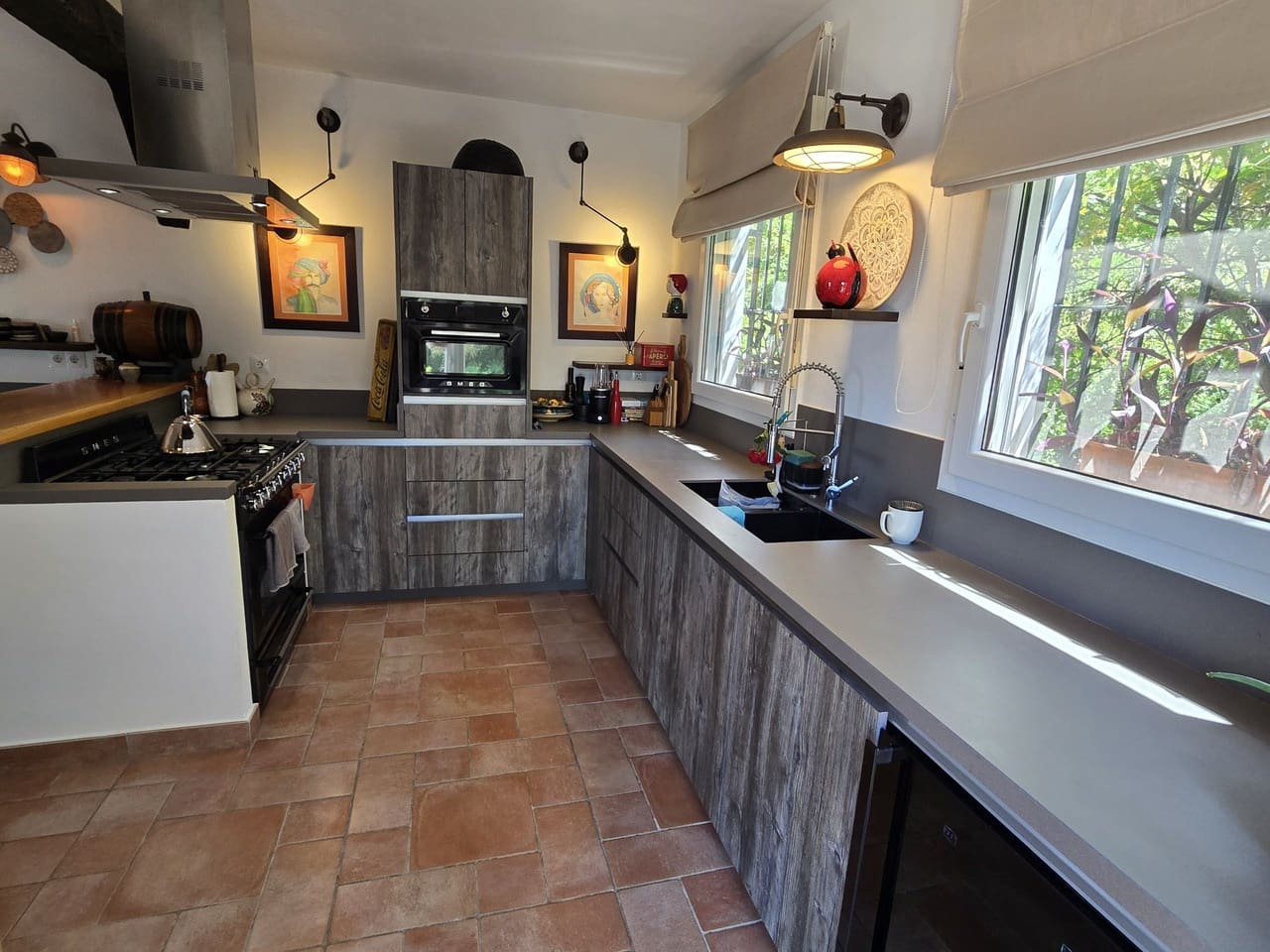 4 quarto Moradia para venda em Canillas de Aceituno com piscina garagem - 695 000 € (Ref: 9936849)