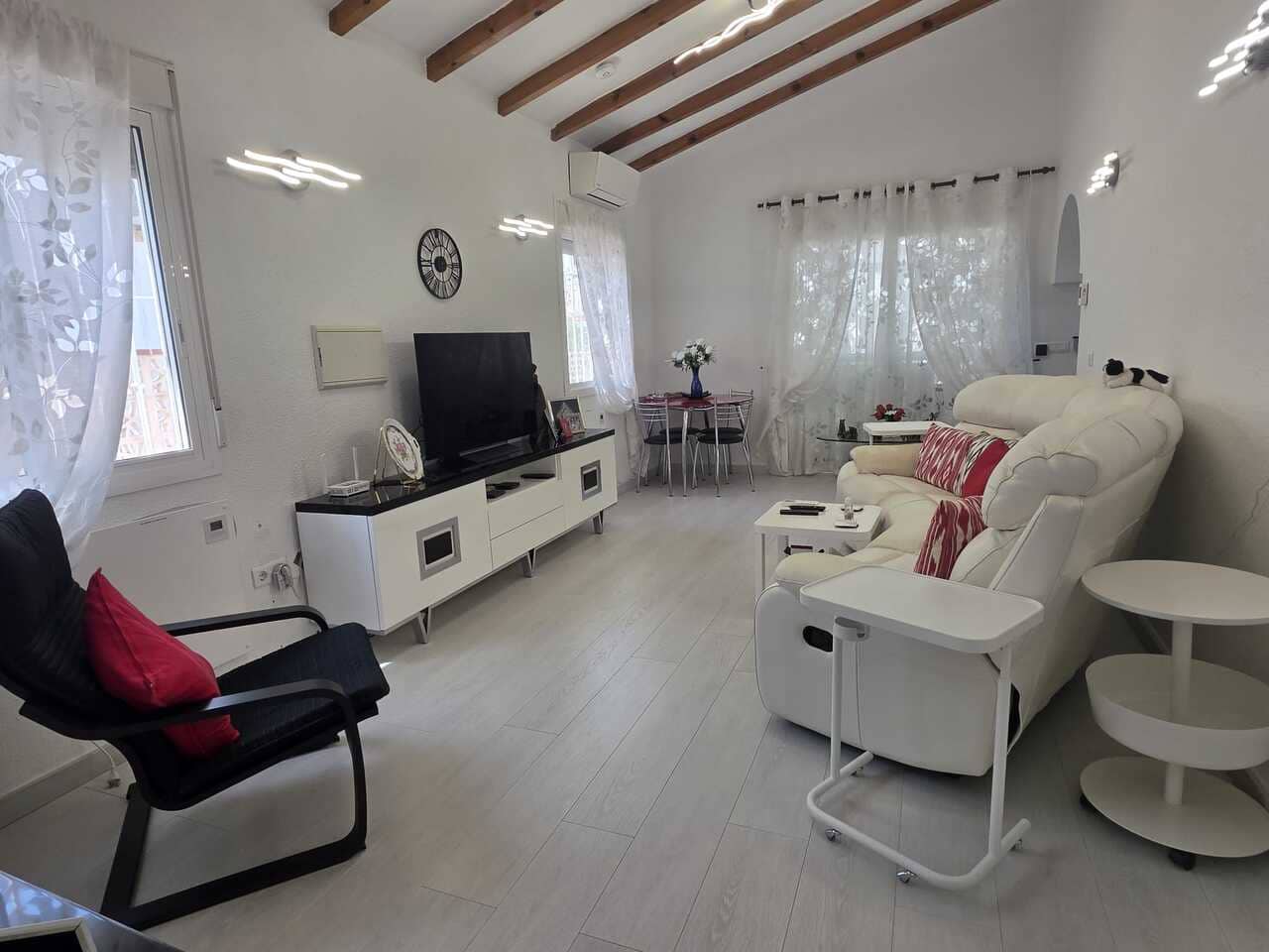 3 soveværelse Villa til salg i Alcaucin med garage - € 269.000 (Ref: 9938908)