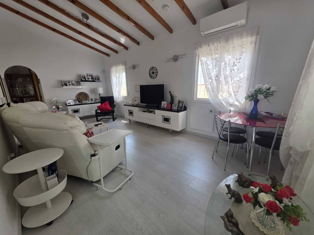 3 soveværelse Villa til salg i Alcaucin med garage - € 269.000 (Ref: 9938908)