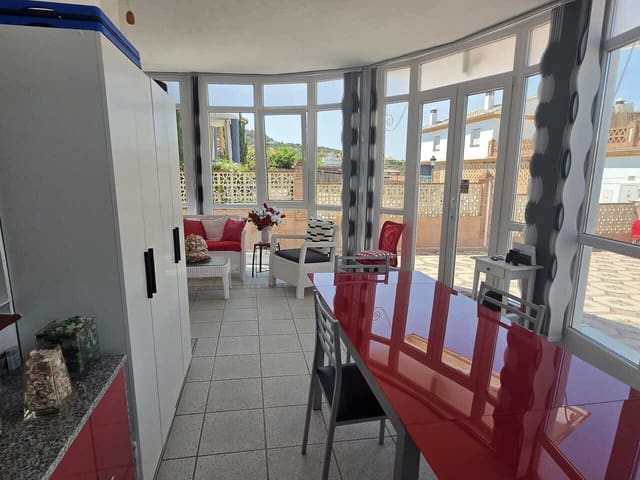 3 soveværelse Villa til salg i Alcaucín med garage - € 269.000 (Ref: 9938908)