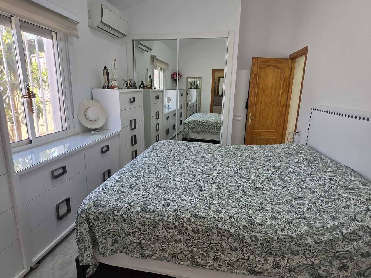 3 soveværelse Villa til salg i Alcaucin med garage - € 269.000 (Ref: 9938908)