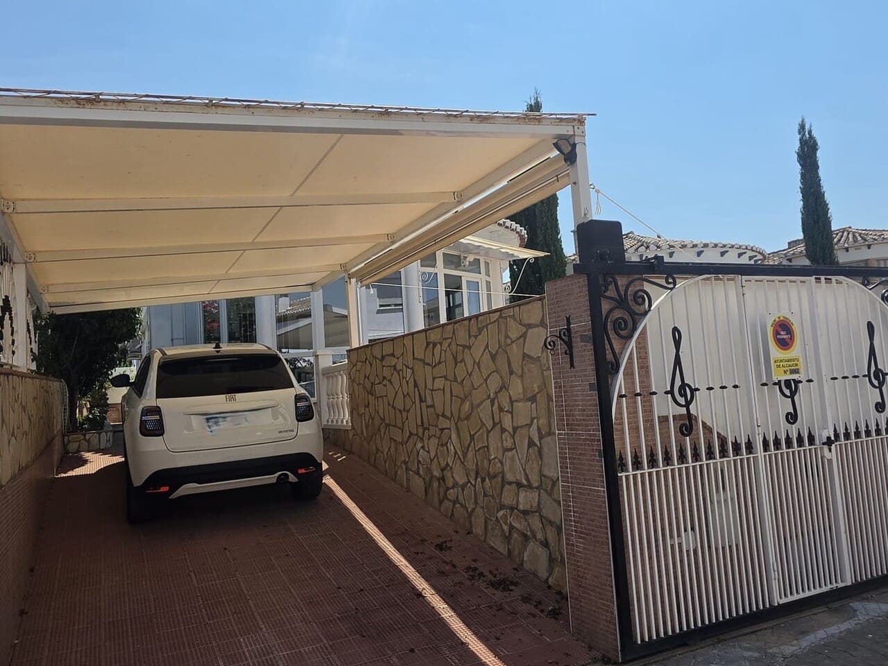 3 soveværelse Villa til salg i Alcaucin med garage - € 269.000 (Ref: 9938908)
