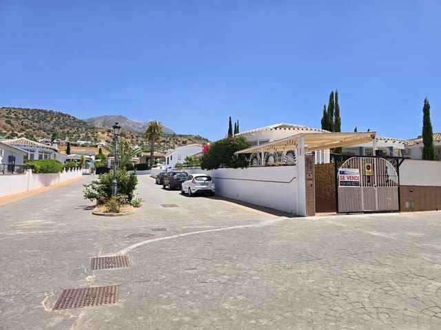 3 sovrum Villa till salu i Alcaucín med garage - 269 000 € (Ref: 9938908)