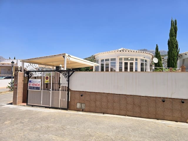 3 sovrum Villa till salu i Alcaucín med garage - 269 000 € (Ref: 9938908)