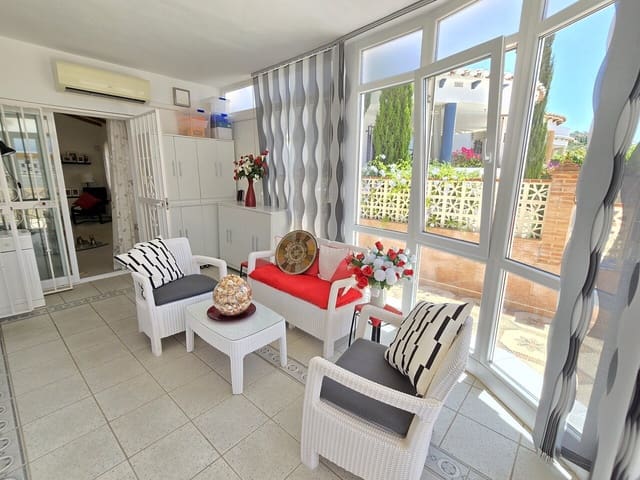 3 sovrum Villa till salu i Alcaucín med garage - 269 000 € (Ref: 9938908)