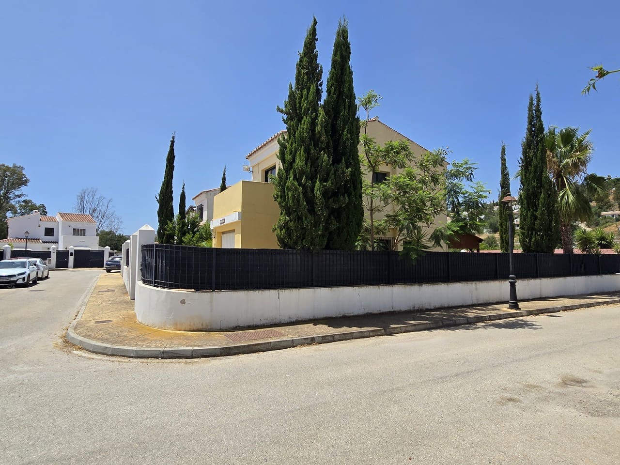 3 sypialnia Willa na sprzedaż w Vinuela z basenem garażem - 315 000 € (Ref: 9958554)