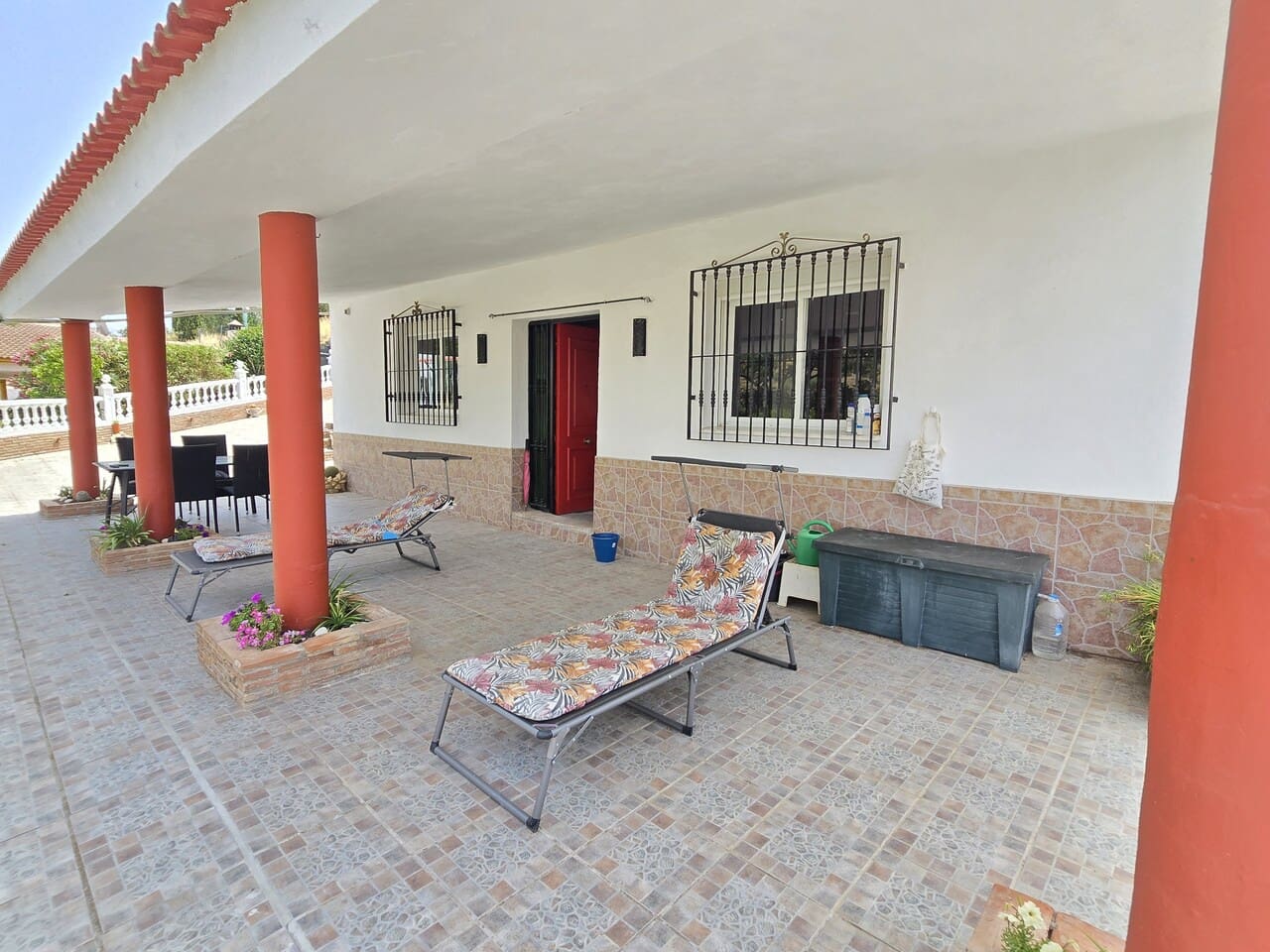 3 bedroom Villa for sale in Canillas de Aceituno with garage - € 279,000 (Ref: 9969023)