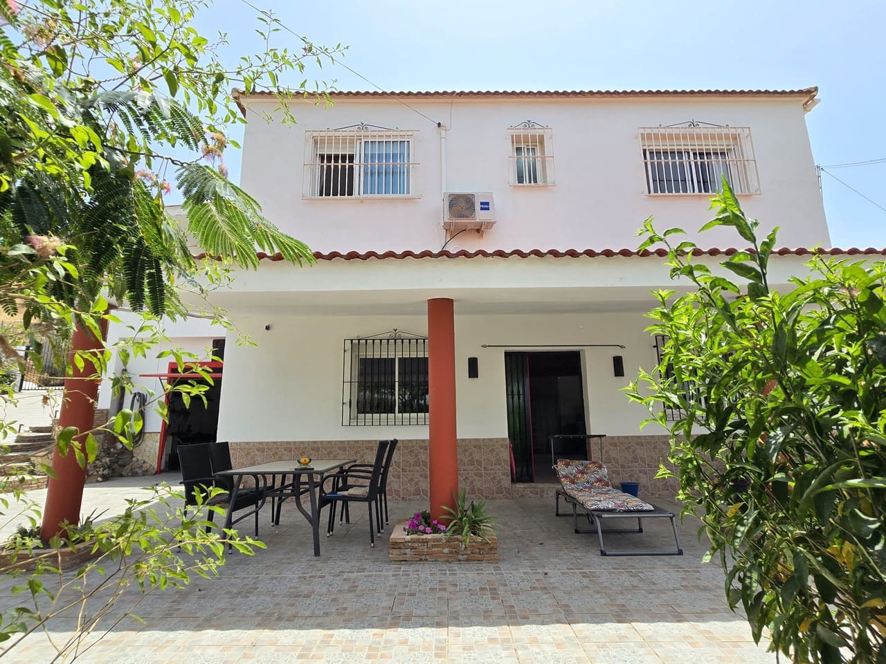 3 bedroom Villa for sale in Canillas de Aceituno with garage - € 279,000 (Ref: 9969023)