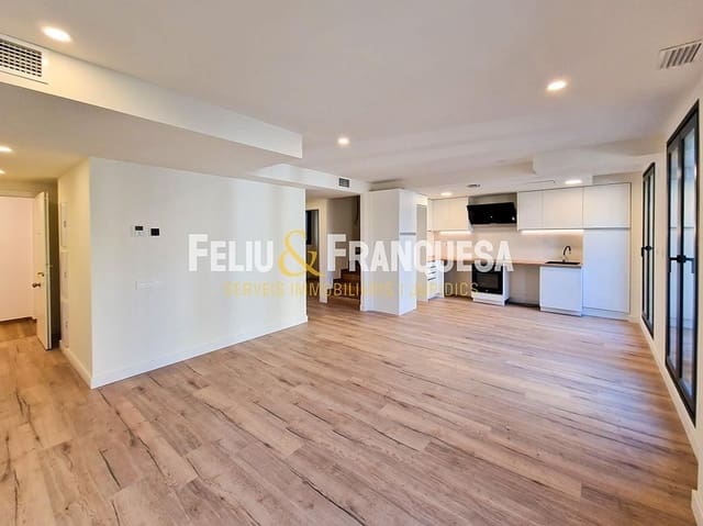 3 bedroom Penthouse for sale in Terrassa with pool - € 349,000 (Ref: 9274947)