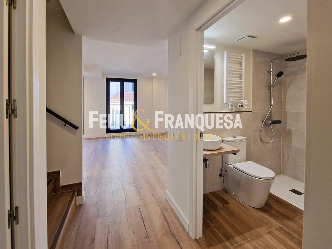 3 bedroom Penthouse for sale in Terrassa with pool - € 349,000 (Ref: 9274947)