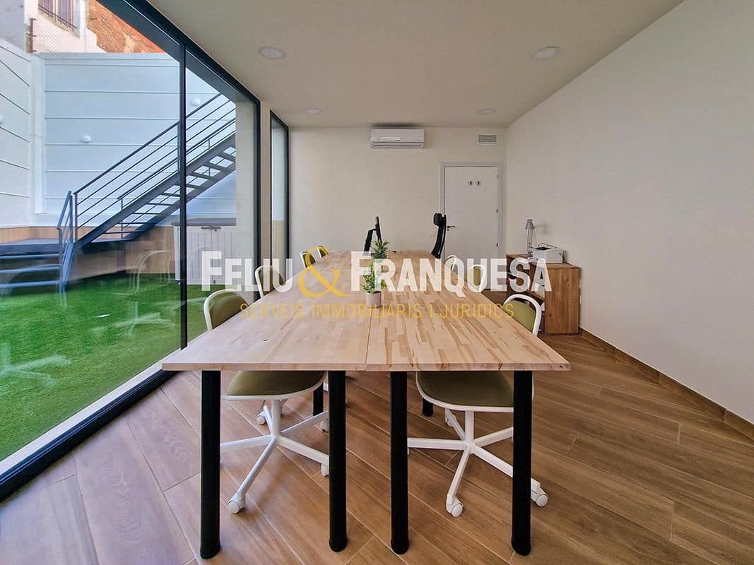 3 bedroom Penthouse for sale in Terrassa with pool - € 349,000 (Ref: 9274947)