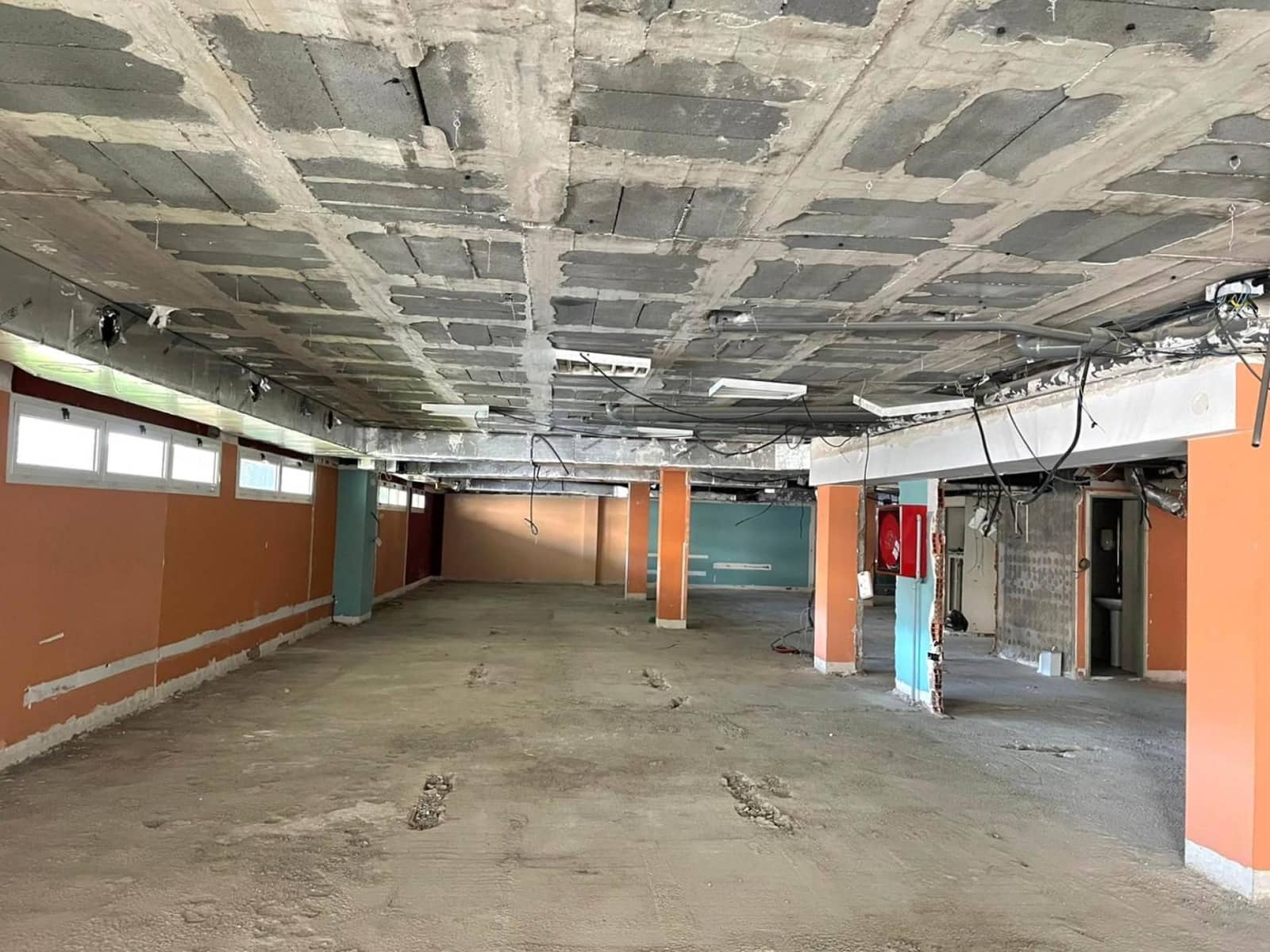 Commercial for rent in Sant Cugat del Valles - € 5,800 (Ref: 9274951)