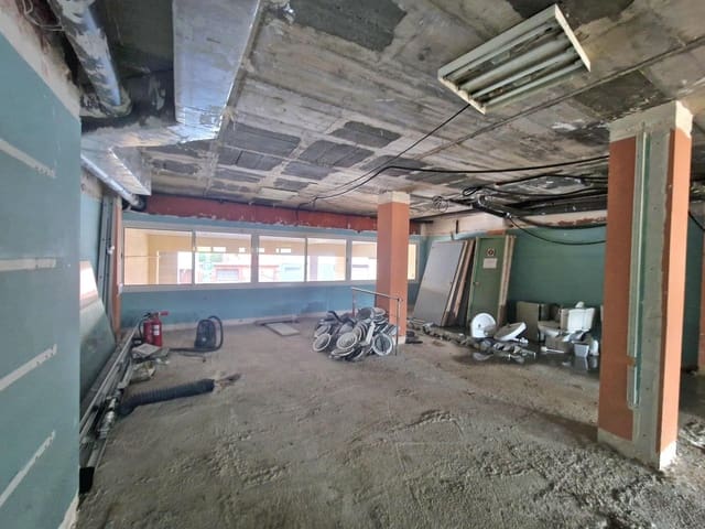 Commercieel te koop in Sant Cugat del Vallès - € 425.000 (Ref: 9274952)