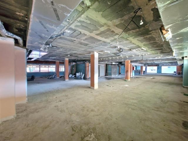 Gewerbe zu vermieten in Sant Cugat del Vallès - 2.400 € (Ref: 9274954)