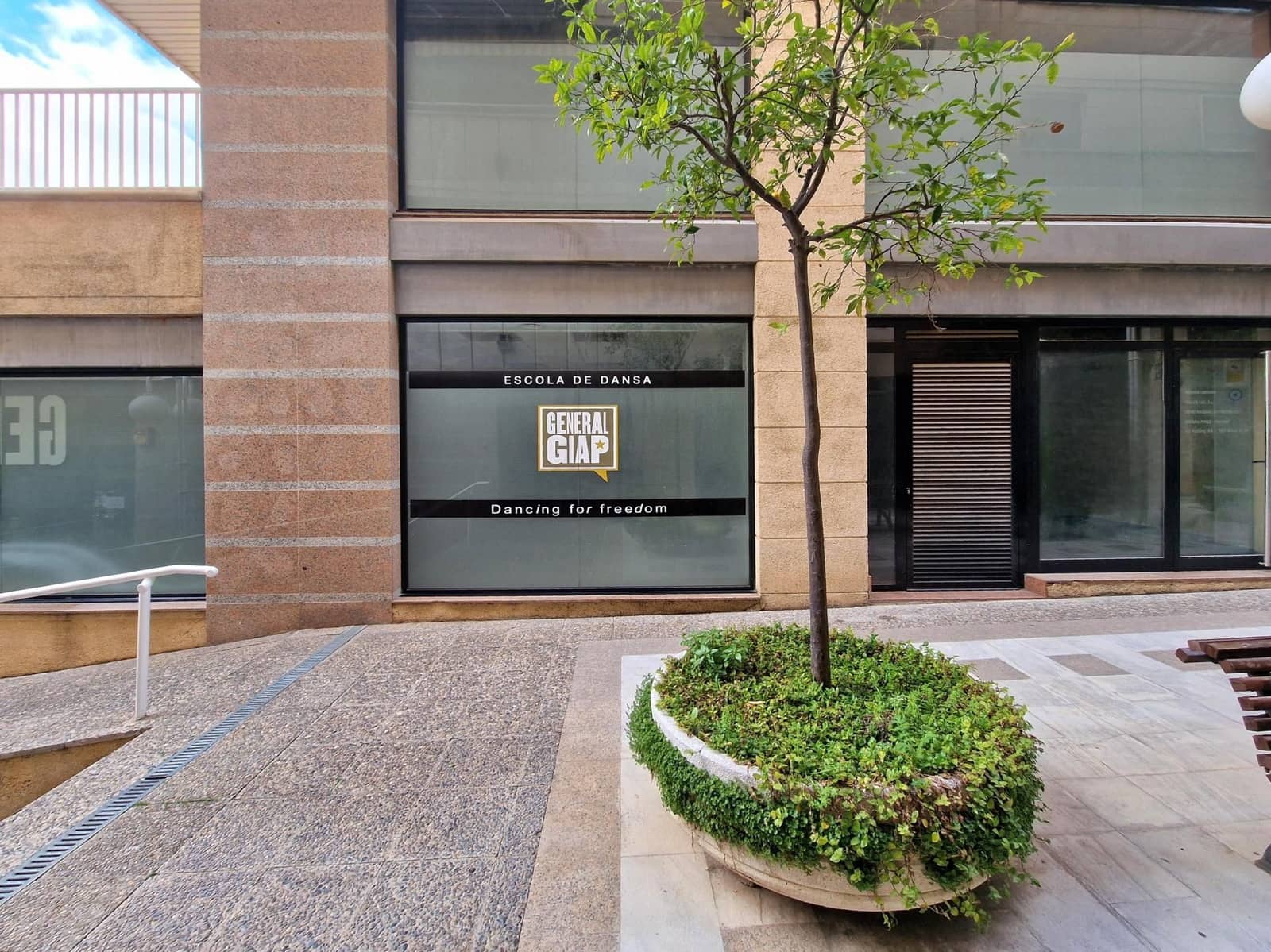 Komercyjne do wynajęcia w Sant Cugat del Valles - 3 400 € (Ref: 9274955)