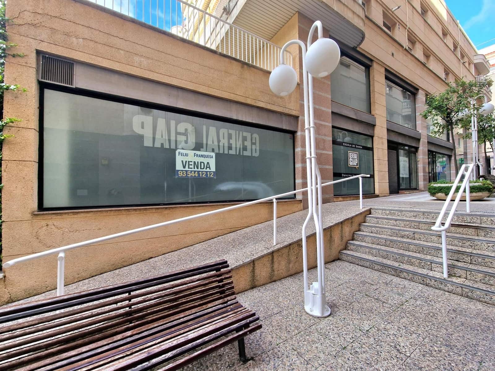 Komercyjne do wynajęcia w Sant Cugat del Valles - 3 400 € (Ref: 9274955)