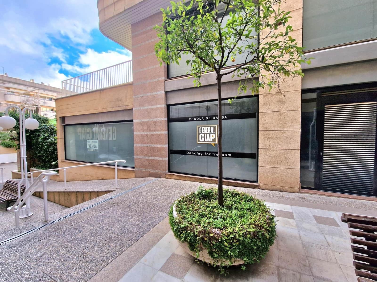 Commerciale in vendita in Sant Cugat del Valles - 930.000 € (Rif: 9274956)