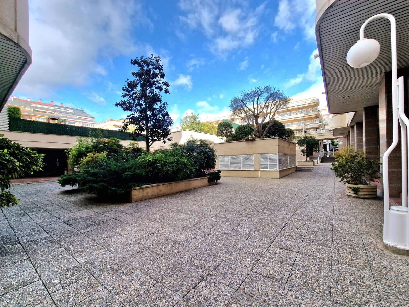 Commerciale in vendita in Sant Cugat del Valles - 930.000 € (Rif: 9274956)