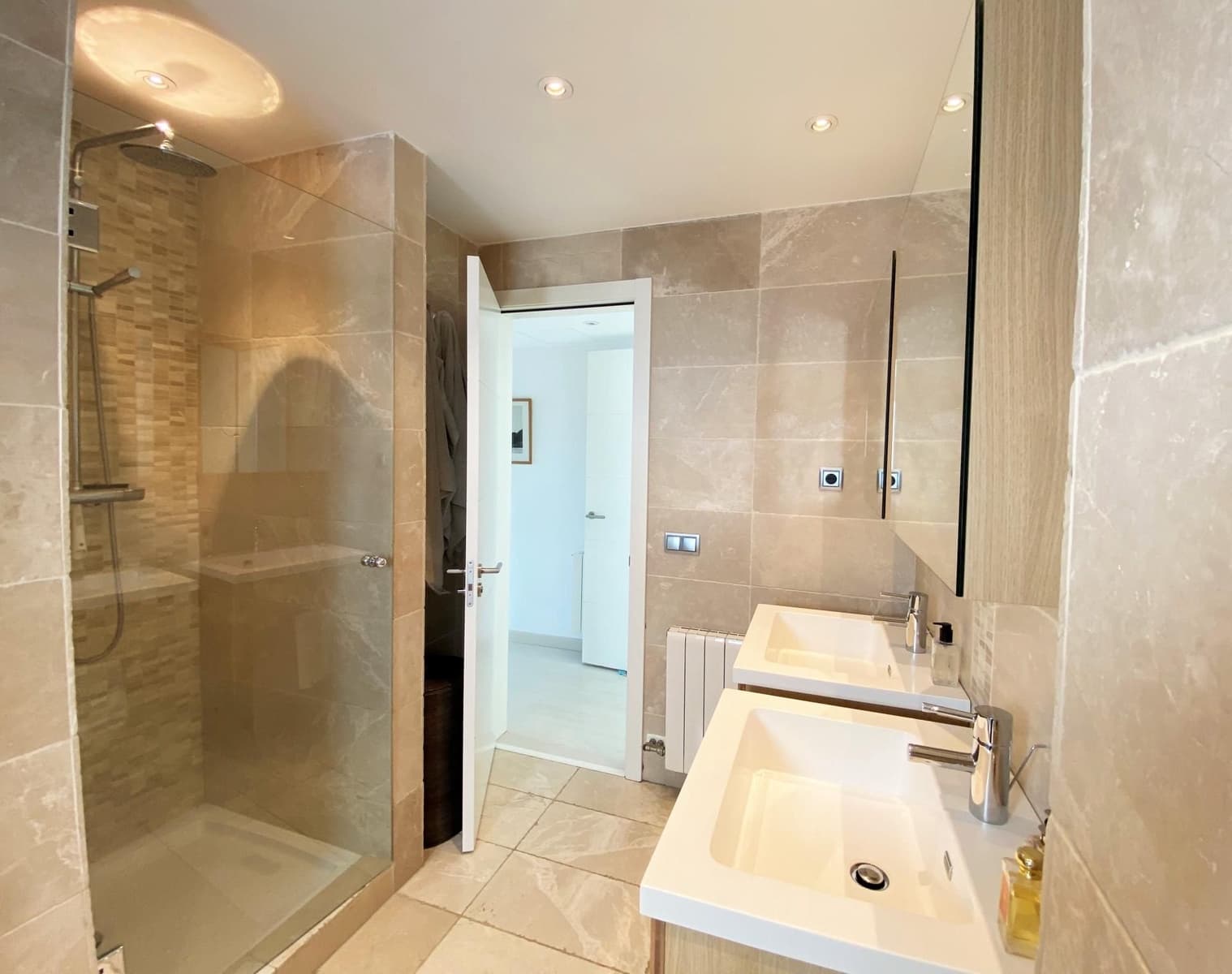 7 soveværelse Villa til salg i Sant Cugat del Valles med swimmingpool garage - € 2.200.000 (Ref: 9274959)