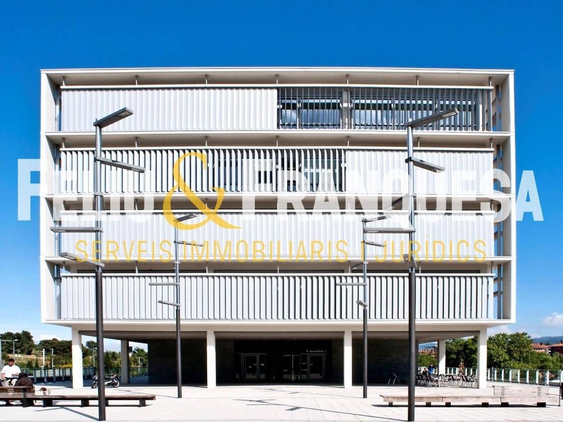 Garage til salg i Sant Cugat del Valles - € 10.000 (Ref: 9274960)