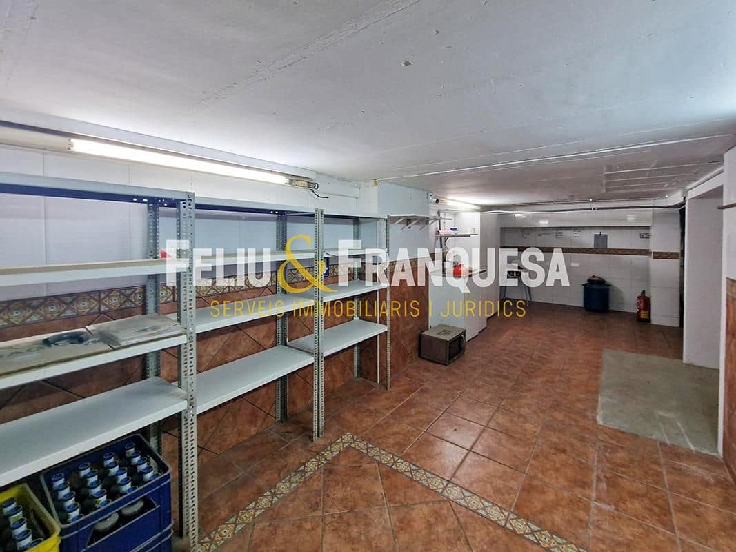 Kaupallinen vuokrattavana paikassa Sant Cugat del Valles - 1 600 € (Ref: 9283017)