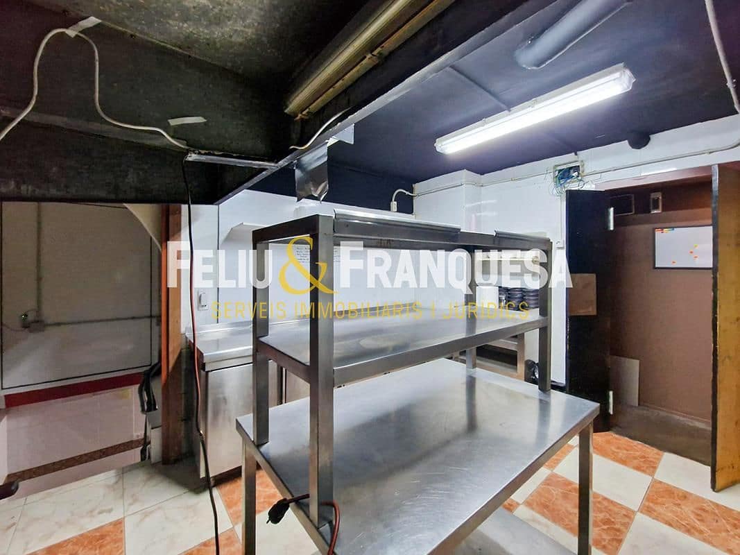 Local Comercial en Sant Cugat del Vallès en alquiler - 1.500 € (Ref: 9283017)