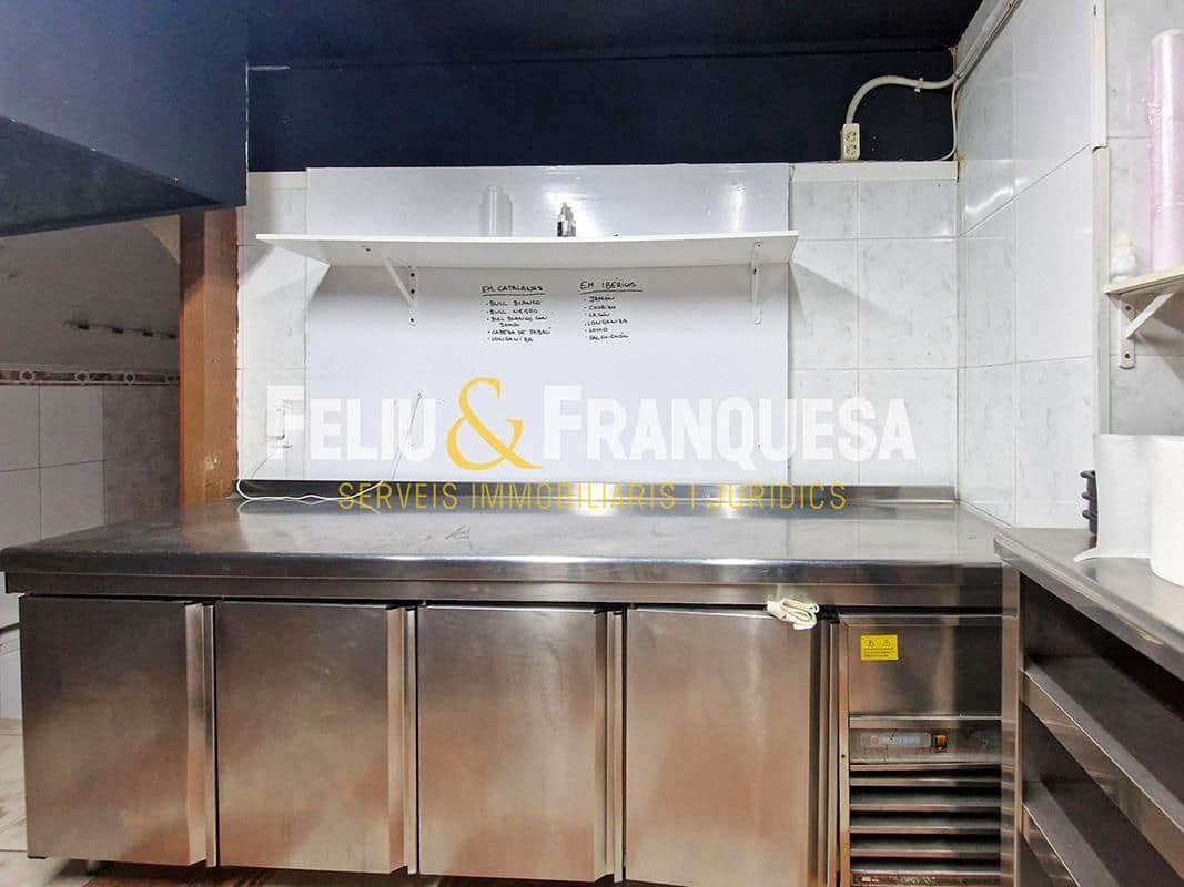 Local Comercial en Sant Cugat del Vallès en alquiler - 1.500 € (Ref: 9283017)