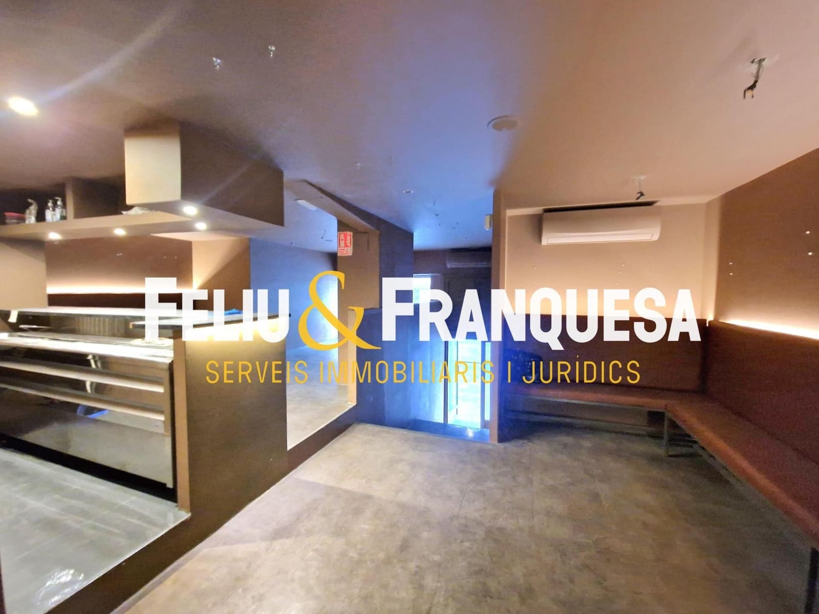 Local Comercial en Sant Cugat del Vallès en alquiler - 1.500 € (Ref: 9283017)