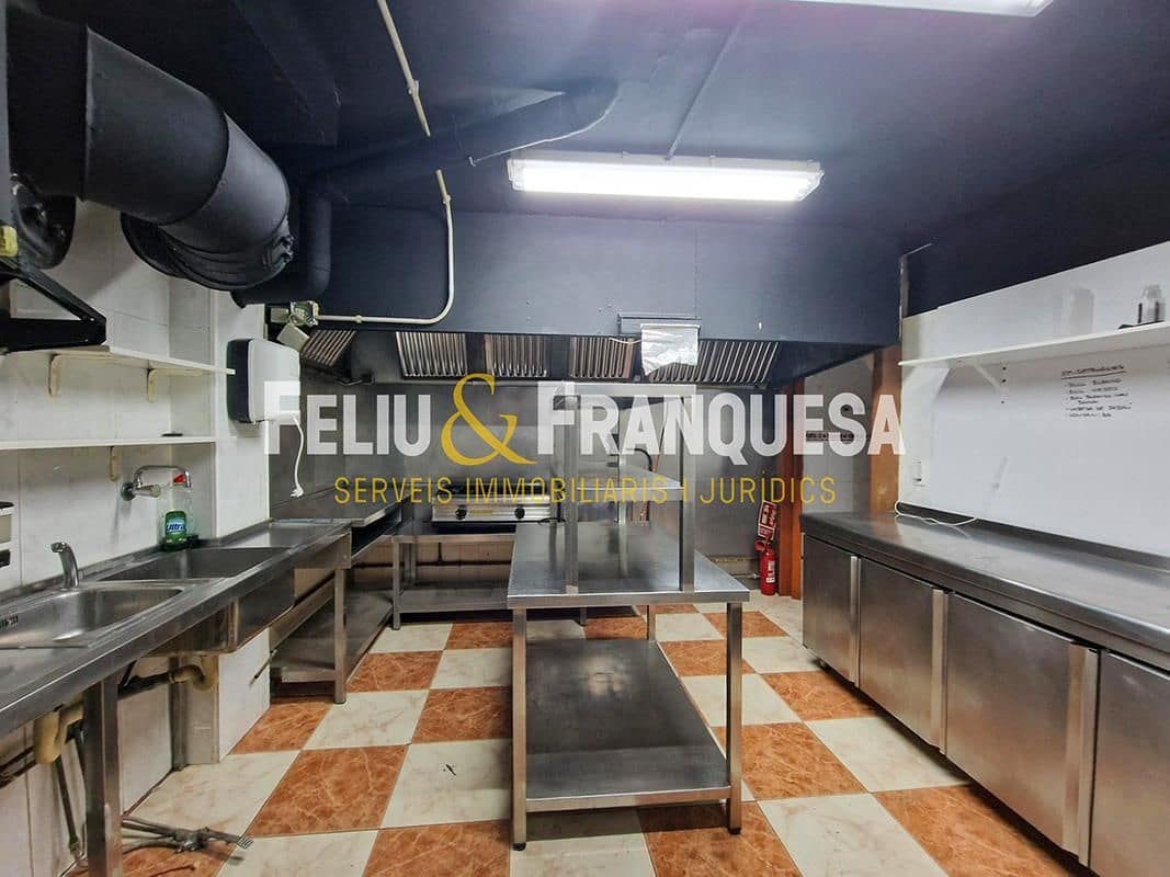 Kommersiell til salgs i Sant Cugat del Valles - € 260 000 (Ref: 9283019)