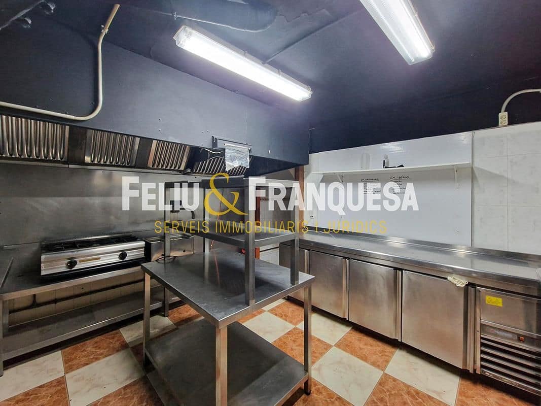 Kommersiell til salgs i Sant Cugat del Valles - € 260 000 (Ref: 9283019)