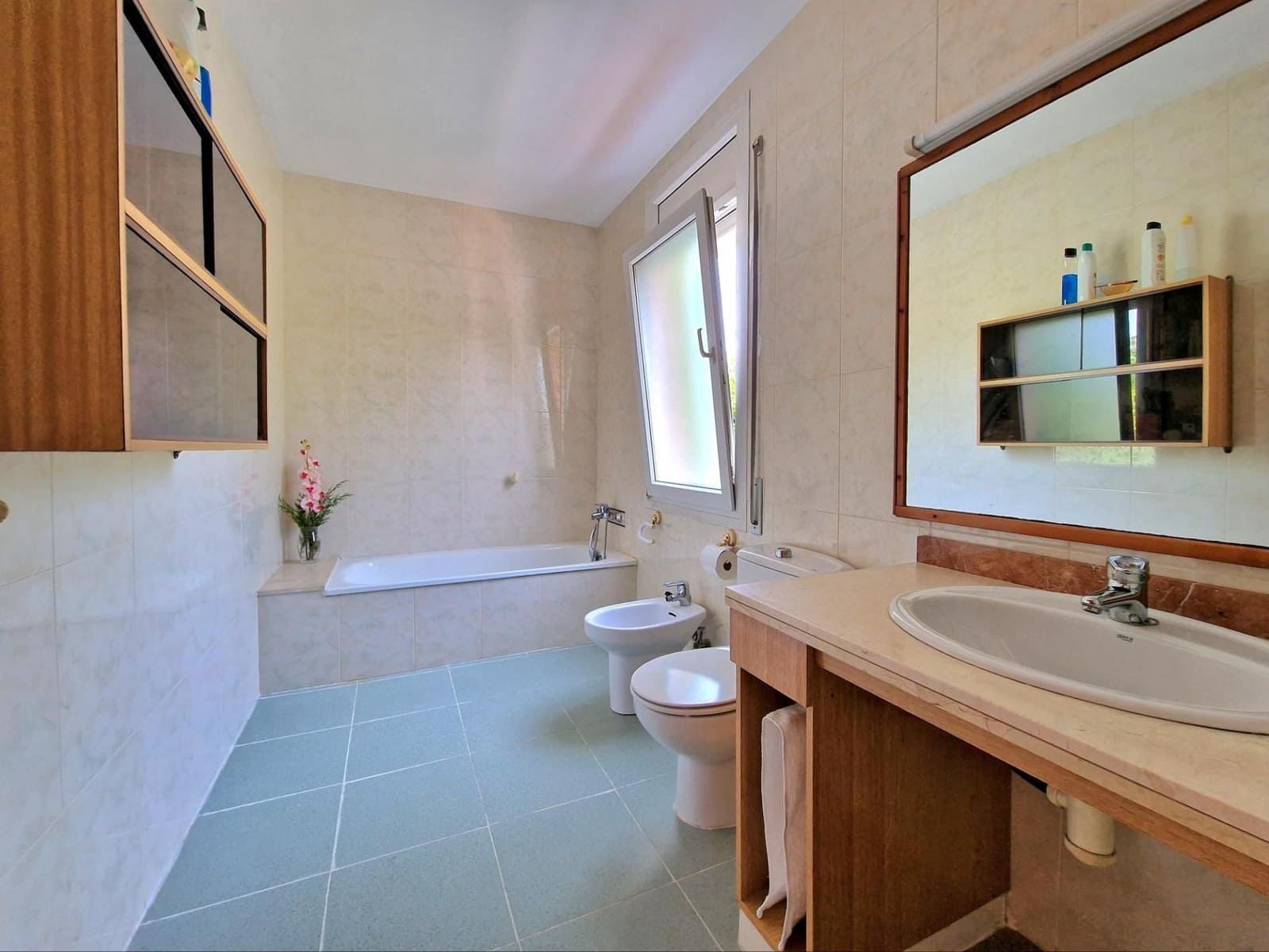 7 bedroom Villa for sale in Begues with garage - € 745,000 (Ref: 9301959)